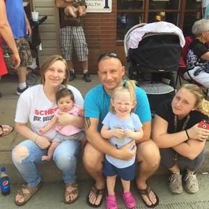 Meet your Posher, Alicia